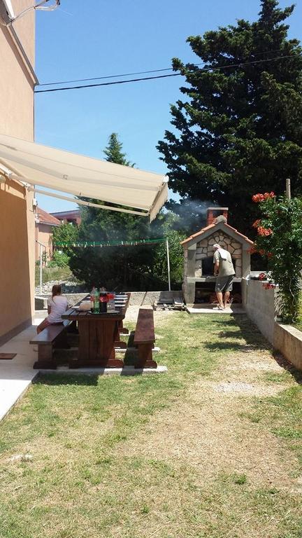 Njofra Banj Apartamento Exterior foto