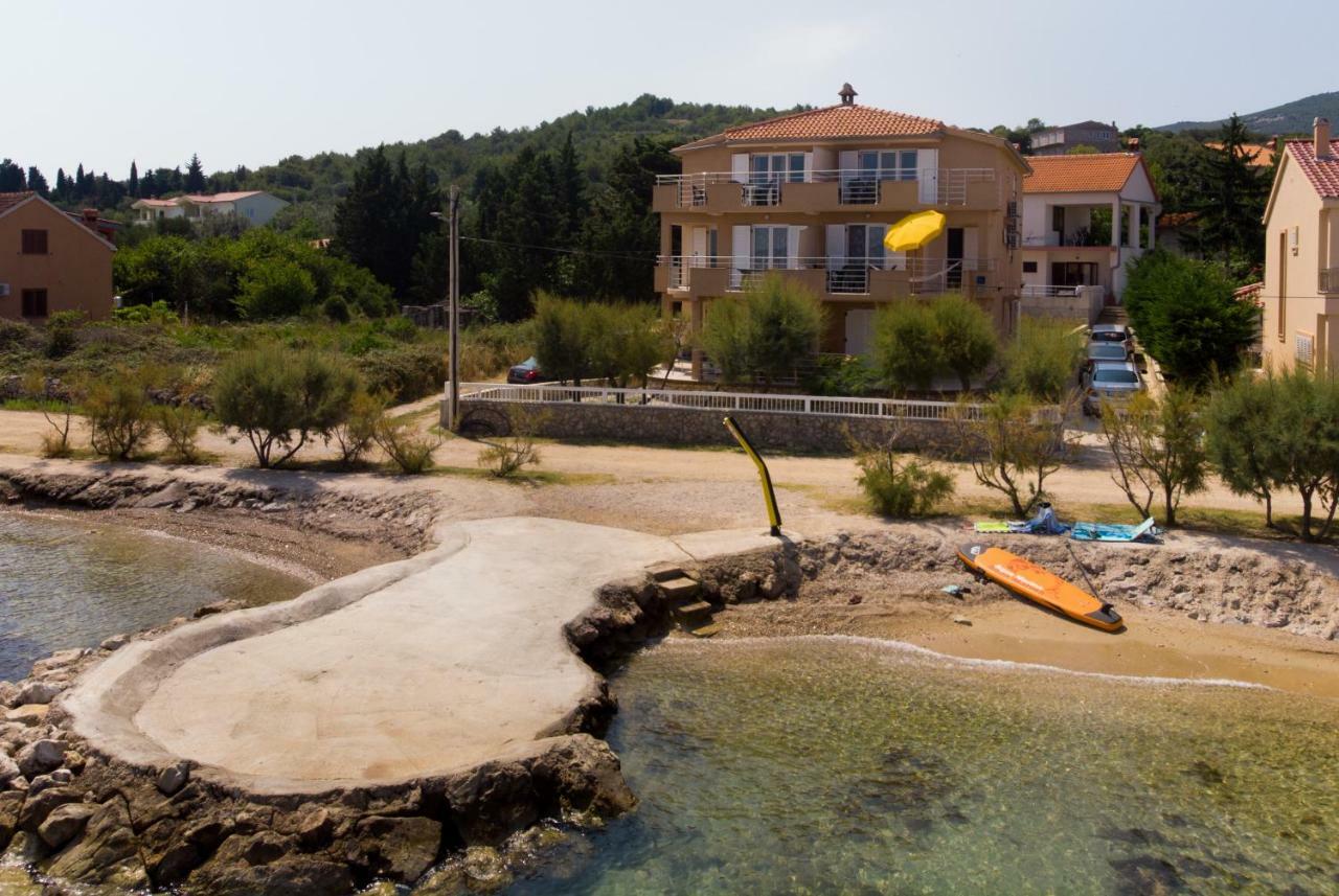 Njofra Banj Apartamento Exterior foto